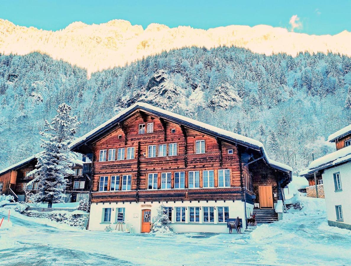 Triftblick Bed & Breakfast Gadmen Exterior photo